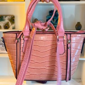 Cute boutique salmon colored pink purse with matching wallet